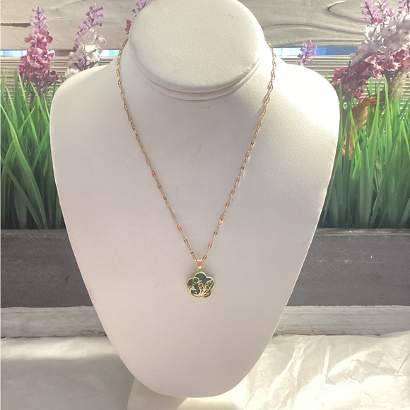 Kiki statement necklaces - Picture 7 of 9